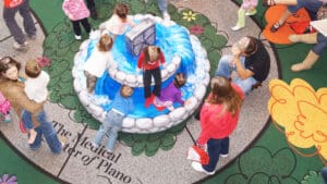 kids playing at willow bend shops